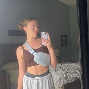 Meet your Posher, Cayce